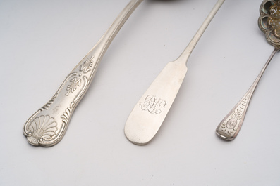 Collection vari&eacute;e de couverts en argent et m&eacute;tal argent&eacute;, styles et origines diverses, Wolfers, Delheid, Allemagne, etc., 19&egrave;me/20&egrave;me si&egrave;cle