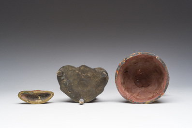 Three gilt-lacquered bronze Buddha sculptures, Corea, Tibet and Sri Lanka, 19th C.