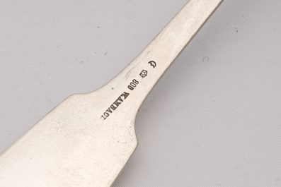 Collection vari&eacute;e de couverts en argent et m&eacute;tal argent&eacute;, styles et origines diverses, Wolfers, Delheid, Allemagne, etc., 19&egrave;me/20&egrave;me si&egrave;cle