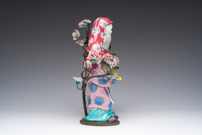 Een Samson porseleinen famille rose-stijl sculptuur met bronzen montuur, Parijs, eind 19de eeuw