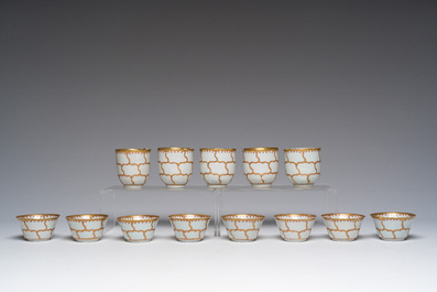 An extensive Chinese partly gilt 'butterfly' tea set, Qianlong