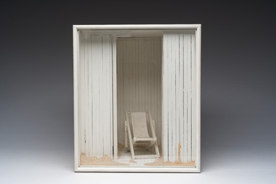 Florence Regnier-Barral (1946): 'La chaise longue', de la s&eacute;rie 'S&eacute;rie des Lieux', maquette en techniques mixtes, dat&eacute; 1978