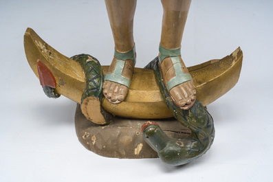 Mannequin en bois sculpt&eacute; et polychrome repr&eacute;sentant la Vierge de l'Apocalypse, 19&egrave;me si&egrave;cle