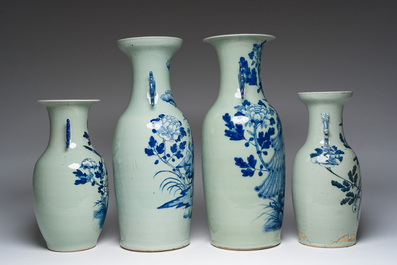 Quatre vases en porcelaine de Chine bleu et blanc sur fond c&eacute;ladon &agrave; d&eacute;cor d'oiseaux parmi des branches fleuries, 19&egrave;me/20&egrave;me si&egrave;cle