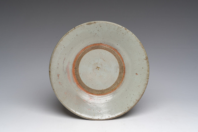 Collection vari&eacute;e en gr&egrave;s porcelaineux, Chine et Japon, Song et post&eacute;rieur