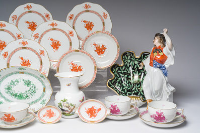 Collection vari&eacute;e en porcelaine de Herend polychrome et dor&eacute;e, Hongrie, 20&egrave;me si&egrave;cle