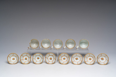 An extensive Chinese partly gilt 'butterfly' tea set, Qianlong