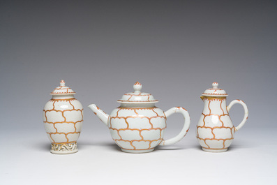 An extensive Chinese partly gilt 'butterfly' tea set, Qianlong
