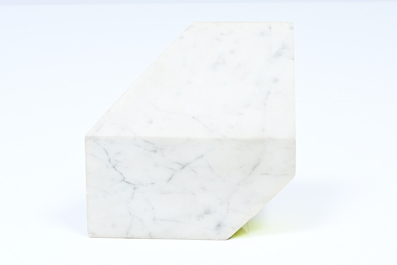 Jef Mouton (1952): 'Evenwicht', marble, (1982)