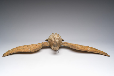 Grande sculpture du Saint-Esprit en bois sculpt&eacute; et patin&eacute;, Allemagne, 19&egrave;me si&egrave;cle