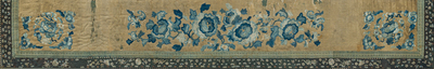Broderie en soie &agrave; d&eacute;cor floral, Chine, 19&egrave;me si&egrave;cle