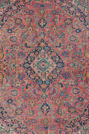 A Persian Keshan (Kashan) rug with floral design, wool on cotton, first half 20th C.