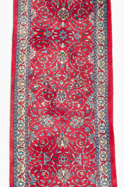 A Persian Saroukh runner with floral design, wool on cotton, 20th C.