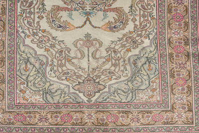 Twee Turkse Kayseri tapijten met geometrisch en floraal decor, wol op katoen, 20ste eeuw