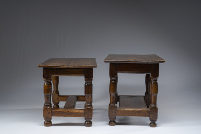 Deux tables d'appoints en bois, France, 17&egrave;me si&egrave;cle et post&eacute;rieur