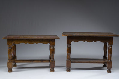 Deux tables d'appoints en bois, France, 17&egrave;me si&egrave;cle et post&eacute;rieur