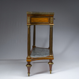 Desserte de style Louis XVI en bois sculpt&eacute; aux montures en bronze et cuivre et recouvert de marbre gris Sainte-Anne, France, 19&egrave;me si&egrave;cle