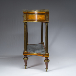 Desserte de style Louis XVI en bois sculpt&eacute; aux montures en bronze et cuivre et recouvert de marbre gris Sainte-Anne, France, 19&egrave;me si&egrave;cle