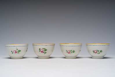 Collection vari&eacute;e de plats en fa&iuml;ence de Delft et de Bruxelles en bleu, blanc et polychrome et un ensemble de tasses et soucoupes, 18&egrave;me/19&egrave;me si&egrave;cle