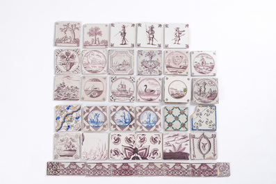 172 carreaux en fa&iuml;ence de Delft en bleu, blanc et mangan&egrave;se &agrave; divers sujets, Pays-Bas, 17&egrave;me/19&egrave;me si&egrave;cle