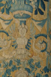 Trois fragments de tapisseries murales &agrave; d&eacute;cor floral, d'oiseaux et de personnages, Flandres, 17&egrave;me si&egrave;cle