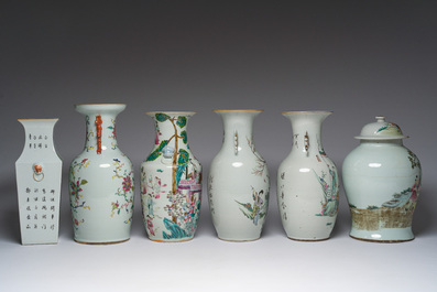 Zes Chinese famille rose en qianjiang cai vazen met floraal en figuratief decor, 19de/20ste eeuw