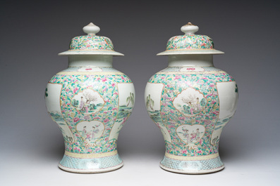 Een paar Chinese famille rose dekselvazen met geanimeerde sc&egrave;nes met onsterfelijken, vrouwen en kinderen, 19de eeuw