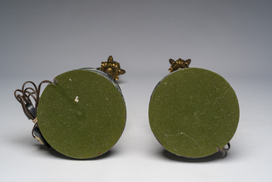 Paire de figures de style n&eacute;o-gothique en bronze dor&eacute; sur un socle en marbre vert de mer transform&eacute;es en chandeliers, France, vers 1900