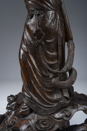 Grand figure d'un immortel en bois sculpt&eacute;, Meiji, 19&egrave;me/20&egrave;me si&egrave;cle