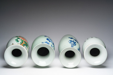 Vier Chinese blauw-witte celadon en famille rose vazen met vogels tussen bloesemtakken en herten, 19de/20ste eeuw