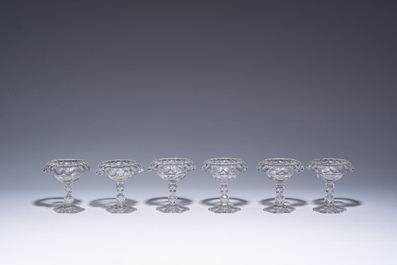Collection vari&eacute;e de drageoirs et sali&egrave;res en verre et en cristal, 19&egrave;me/20&egrave;me si&egrave;cle