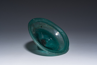 Lampe &agrave; huile en verre byzantin, probablement 5&egrave;me/10&egrave;me si&egrave;cle