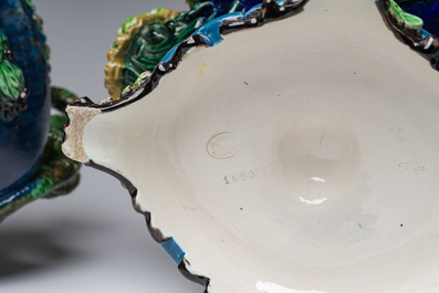 Trois diverses jardini&egrave;res en majolique polychrome, e.a. Boh&egrave;me et Allemagne, 19&egrave;me/20&egrave;me si&egrave;cle.