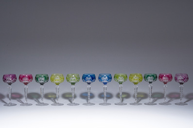 Twelve partly coloured overlay crystal cut glasses, model 'Munster', Val Saint Lambert, 20th C.