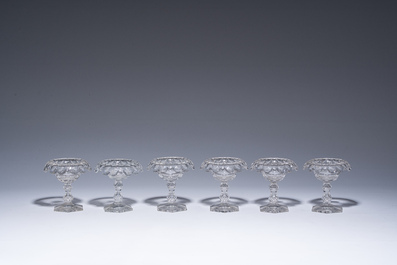 Collection vari&eacute;e de drageoirs et sali&egrave;res en verre et en cristal, 19&egrave;me/20&egrave;me si&egrave;cle