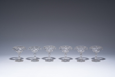 Collection vari&eacute;e de drageoirs et sali&egrave;res en verre et en cristal, 19&egrave;me/20&egrave;me si&egrave;cle