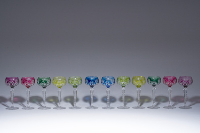Twelve partly coloured overlay crystal cut glasses, model 'Munster', Val Saint Lambert, 20th C.