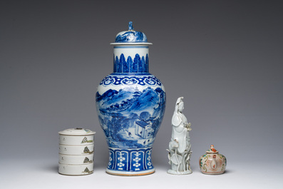 Collection vari&eacute;e en porcelaine de Chine bleu, blanc, famille rose et qianjiang cai, Qianlong et post&eacute;rieur
