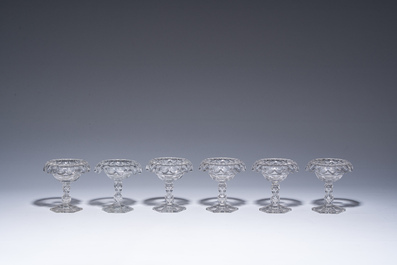 Collection vari&eacute;e de drageoirs et sali&egrave;res en verre et en cristal, 19&egrave;me/20&egrave;me si&egrave;cle