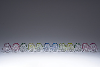 Twelve partly coloured overlay crystal cut glasses, model 'Munster', Val Saint Lambert, 20th C.