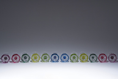 Twelve partly coloured overlay crystal cut glasses, model 'Munster', Val Saint Lambert, 20th C.