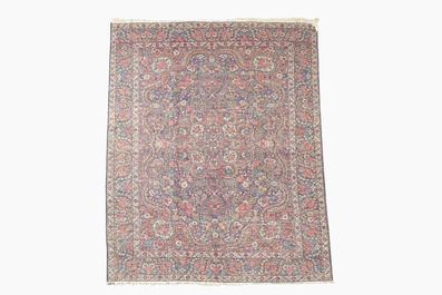 Tapis oriental de type Bakhtiar &agrave; d&eacute;cor floral, laine sur coton, 20&egrave;me si&egrave;cle