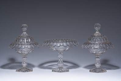 Collection vari&eacute;e de drageoirs et sali&egrave;res en verre et en cristal, 19&egrave;me/20&egrave;me si&egrave;cle