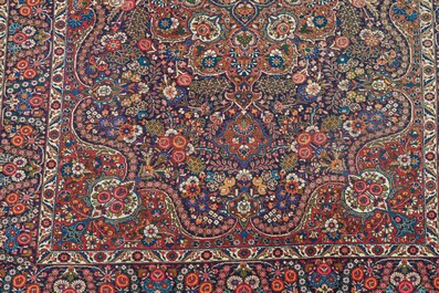 Tapis oriental de type Bakhtiar &agrave; d&eacute;cor floral, laine sur coton, 20&egrave;me si&egrave;cle