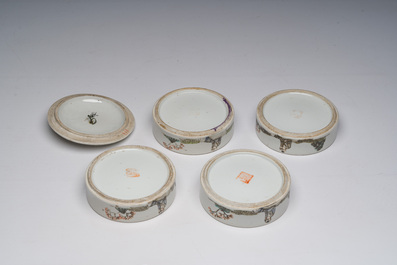 Collection vari&eacute;e en porcelaine de Chine bleu, blanc, famille rose et qianjiang cai, Qianlong et post&eacute;rieur