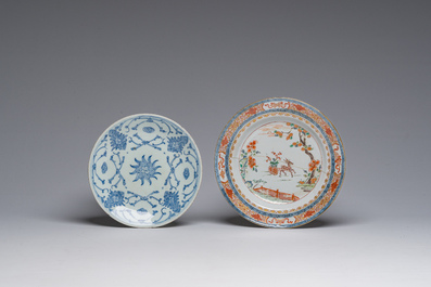 Quatorze assiettes en porcelaine de Chine bleu, blanc et vert-Imari &agrave; d&eacute;cors vari&eacute;s, Kangxi et post&eacute;rieur