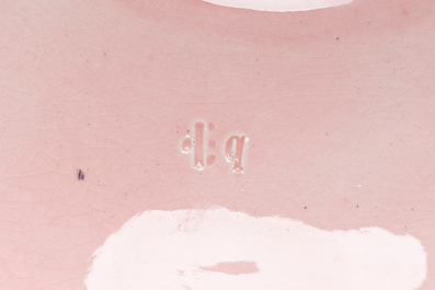 Trois diverses jardini&egrave;res en majolique polychrome, e.a. Boh&egrave;me et Allemagne, 19&egrave;me/20&egrave;me si&egrave;cle.