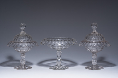 Collection vari&eacute;e de drageoirs et sali&egrave;res en verre et en cristal, 19&egrave;me/20&egrave;me si&egrave;cle