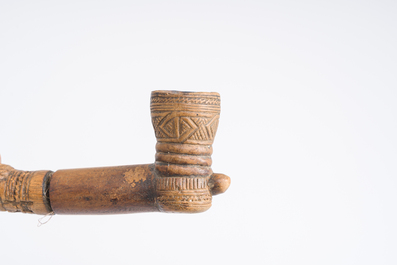 Collection vari&eacute;e de couteaux, pipes et fl&egrave;ches, Kuba, Congo, principalement milieu du 20&egrave;me si&egrave;cle