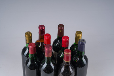 1952-1993 Ch&acirc;teau Ausone, Ch&acirc;teau Margaux, Ch&acirc;teau Matras, etc., 20 bouteilles